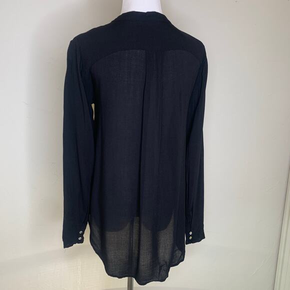 H&M Black Rayon Popover Shirt Sz 6 Semi Sheer - Picture 2 of 11